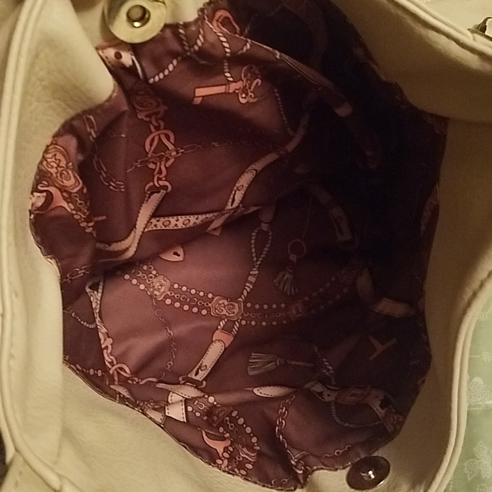 Purse - Picture 6 of 8